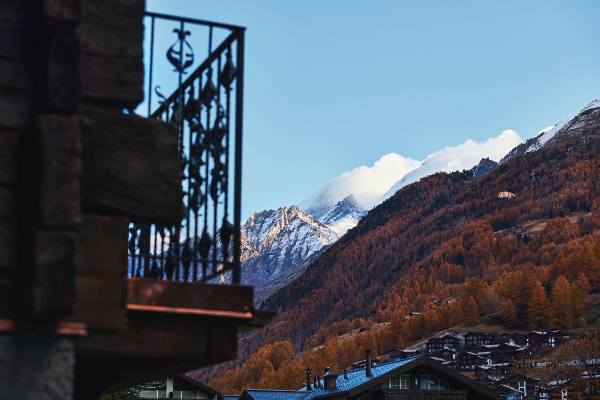Schloss Zermatt - Cbd & Adaptogenic Spa And Sport Hotel ภายนอก รูปภาพ