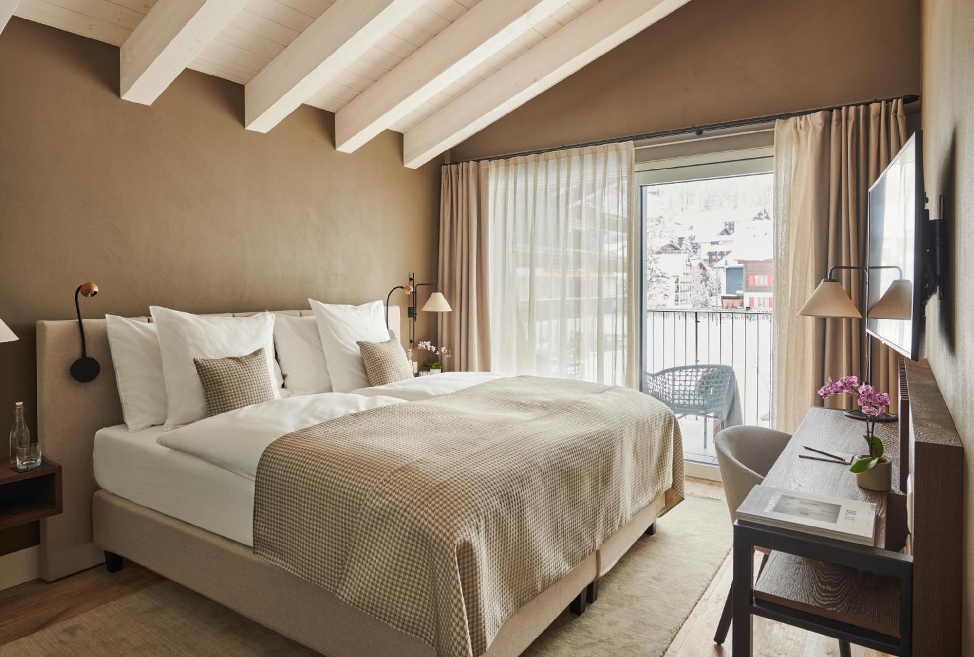 Schloss Zermatt - Cbd & Adaptogenic Spa And Sport Hotel ภายนอก รูปภาพ
