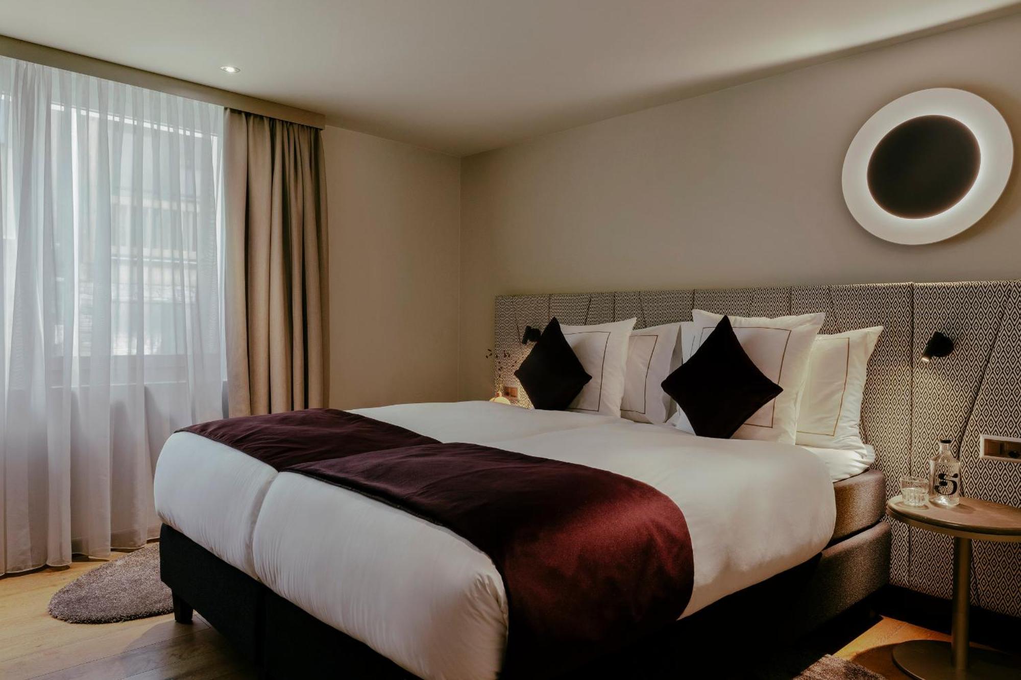 Schloss Zermatt - Cbd & Adaptogenic Spa And Sport Hotel ภายนอก รูปภาพ